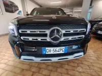 Usata Mercedes GLB200 150 CV (110 kW) 2021 Nero SUV