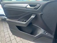 Usata VW T-Roc Style 150 CV (110 kW) 2023 Nero SUV