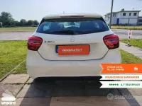 Usata Mercedes A180 109 CV (80 kW) 2018 Berlina