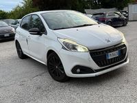Usata Peugeot 208 Active 81 CV (59 kW) 2018 Bianco Utilitaria