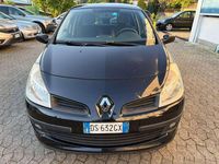 Brugt Renault Clio II 75 HK (55 kW) 2008 Grå Sedan