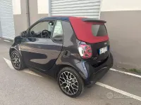 Usata Smart ForTwo Electric Drive 41 kW (56 CV) 2020 Bluazzurro Cabrio