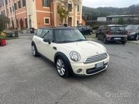 Usata Mini Cooper D 112 CV (82 kW) 2013 Bianco Utilitaria