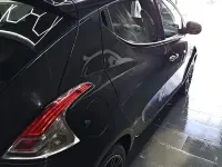 Usata Lancia Ypsilon 69 CV (50 kW) 2018 Nero Utilitaria