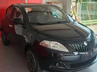 Usata Lancia Ypsilon Gold 69 CV (50 kW) 2023 Nero Utilitaria