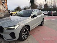 Usata Volvo XC60 197 CV (144 kW) 2024 Grigio SUV