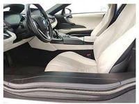 Usata BMW i8 231 CV (169 kW) 2016 Bianco Coupé