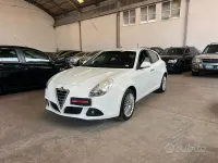 Usata Alfa Romeo Giulietta 105 CV (77 kW) 2011 Bianco Utilitaria