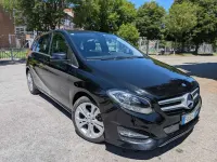 Usata Mercedes B180 Business 109 CV (80 kW) 2015 Nero Utilitaria