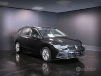 Usata VW Golf VIII Life 110 CV (80 kW) 2021 Nero Station wagon