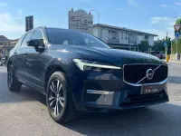 Usata Volvo XC60 Momentum 197 CV (144 kW) 2022 Blue navy SUV