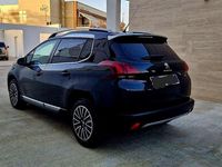 Usata Peugeot 2008 Allure 99 CV (72 kW) 2017 SUV