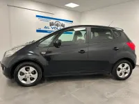 Usata Kia Venga EX 90 CV (66 kW) 2011 Nero Utilitaria