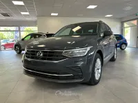 Używany VW Tiguan Life 150 KM (110 kW) 2024 Szary SUV