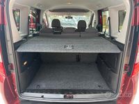 Usata Fiat Doblò Lounge 120 CV (88 kW) 2015 Rosso Monovolume