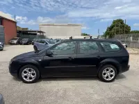Usata Ford Focus S 90 CV (66 kW) 2006 Nero Station wagon