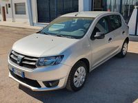 Usata Dacia Sandero Ambiance 75 CV (55 kW) 2016 Argento Utilitaria