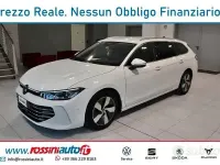 Usata VW Passat Elegance 150 CV (110 kW) 2025 Bianco Station wagon
