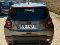 Usata Jeep Renegade Sport 120 CV (88 kW) 2018 Grigio SUV