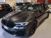 Usata BMW 520 M Sport 190 CV (139 kW) 2020 Sophistograu brillanteffekta90 Station wagon