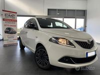 Usata Lancia Ypsilon Gold 69 CV (50 kW) 2021 Bianco Utilitaria