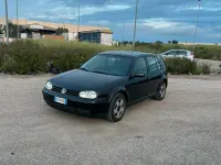 Usata VW Golf IV 110 CV (80 kW) 2000 Nero Berlina