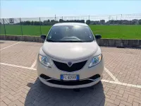 Usata Lancia Ypsilon Silver 69 CV (50 kW) 2016 Beige Utilitaria