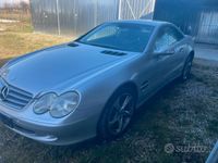 Usata Mercedes SL350 245 CV (180 kW) 2004 Grigio Cabrio