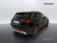 Usata Mercedes GLC220 Advanced Plus 197 CV (144 kW) 2023 Nero pastello SUV