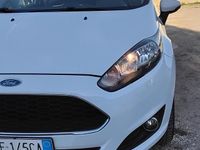 Usata Ford Fiesta Titanium 75 CV (55 kW) 2016 Bianco Berlina
