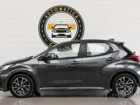 Usata Toyota Yaris Hybrid 92 CV (67 kW) 2022 Grigio Berlina