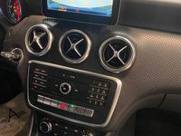 Usata Mercedes A180 109 CV (80 kW) 2018 Blu Berlina