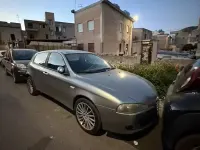Usata Alfa Romeo 147 150 CV (110 kW) 2006 Grigio Utilitaria