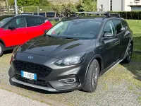 Usata Ford Focus Active 125 CV (91 kW) 2019 Grigio Station wagon