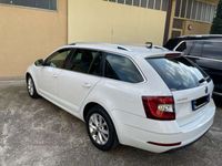 usata Skoda Octavia Wagon 1.6 tdi Executive 115cv dsg