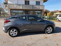 Usata Toyota C-HR 98 CV (72 kW) 2019 Gray SUV