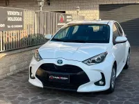 Usata Toyota Yaris Hybrid 92 CV (67 kW) 2023 Bianco Berlina