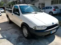 Usata Fiat Strada 69 CV (50 kW) 2000 Bianco Pick-up