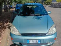 Usata Ford Focus SE 90 CV (66 kW) 2001 Verde Station wagon