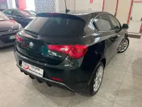 Usata Alfa Romeo Giulietta 120 CV (88 kW) 2020 Verde Utilitaria