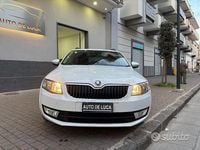 Usata Skoda Octavia Executive 110 CV (80 kW) 2016 Bianco Station wagon