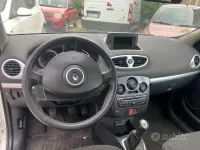 Usata Renault Clio IV Dynamique 75 CV (55 kW) 2012 Bianco Berlina