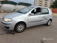 Usata Fiat Punto 69 CV (50 kW) 2007 Grigio Utilitaria