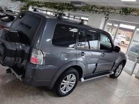 Usata Mitsubishi Pajero Intense 200 CV (147 kW) 2015 Grigio SUV