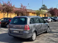 Usata Opel Zafira 140 CV (102 kW) 2006 Grigio Monovolume