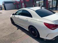 Usata Mercedes CLA220 AMG 177 CV (130 kW) 2016 Bianco Berlina