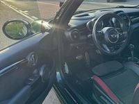 Begagnad Mini Cooper SD 170 HK (125 kW) 2015 Grön Halvkombi