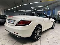 Usata Mercedes SLC200 AMG line 184 CV (135 kW) 2018 Bianco Cabrio