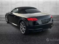 Usata Audi TT Roadster Business 245 CV (180 kW) 2021 Nero Cabrio