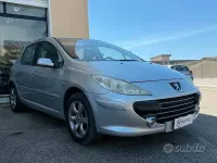 Usata Peugeot 307 90 CV (66 kW) 2007 Grigio Berlina